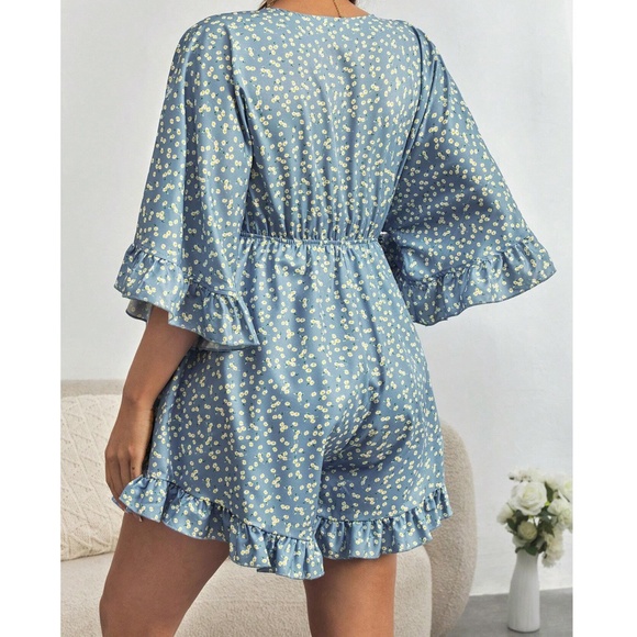 Boho Floral Print Tie Front Ruffle Hem Short Sleeve Romper - Picture 5 of 10